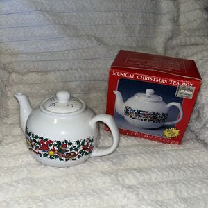 Vintage 1989 Telco Creations Musical Christmas Teapot Magic Light Sensitive